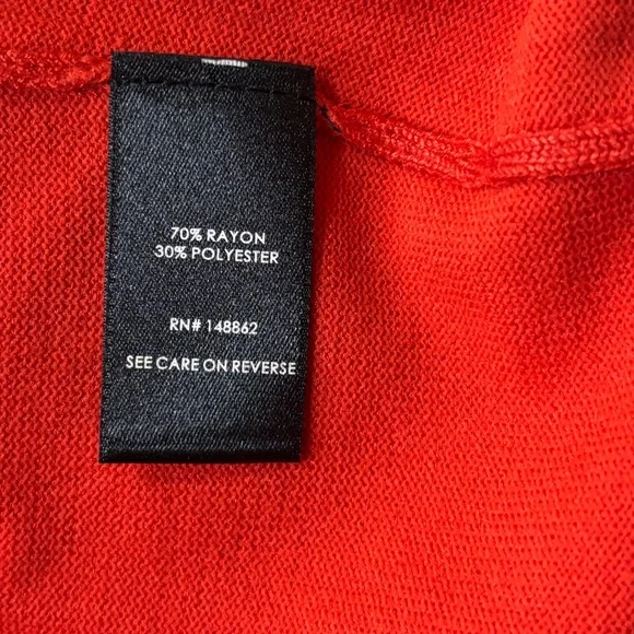 Torrid Valiant Poppy Long Sleeve Cross‎ Neck Cold Shoulder Sweater - Picture 10 of 12